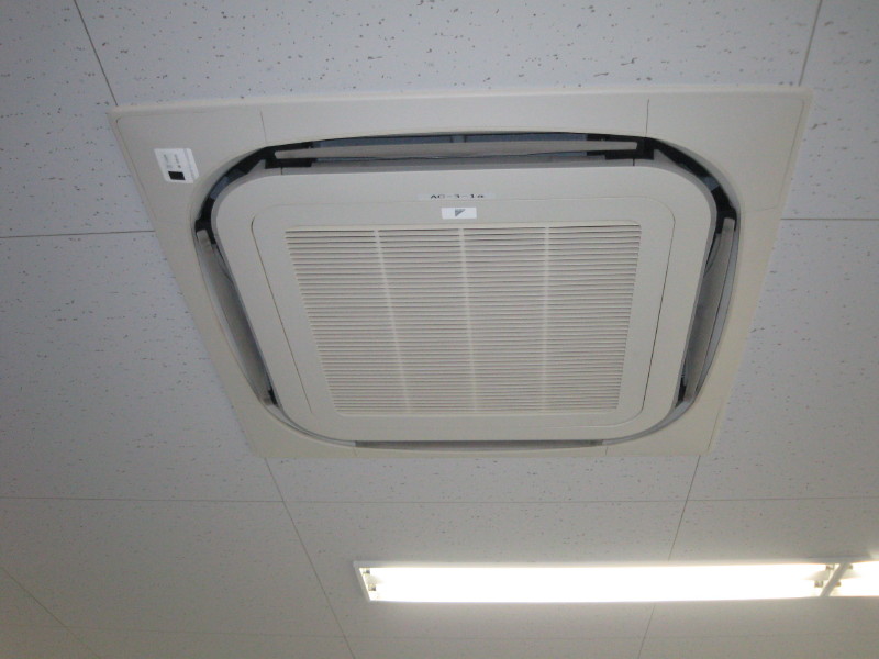 エアコン